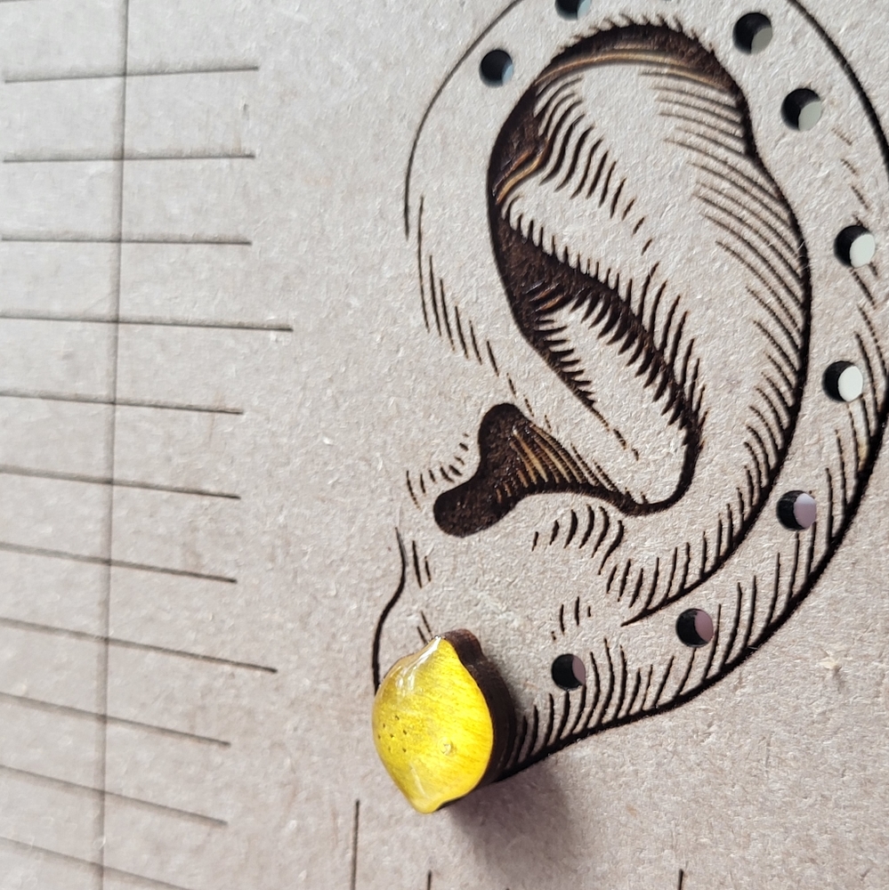🍋 Shiny lemon stud earrings - Picture 6 of 7